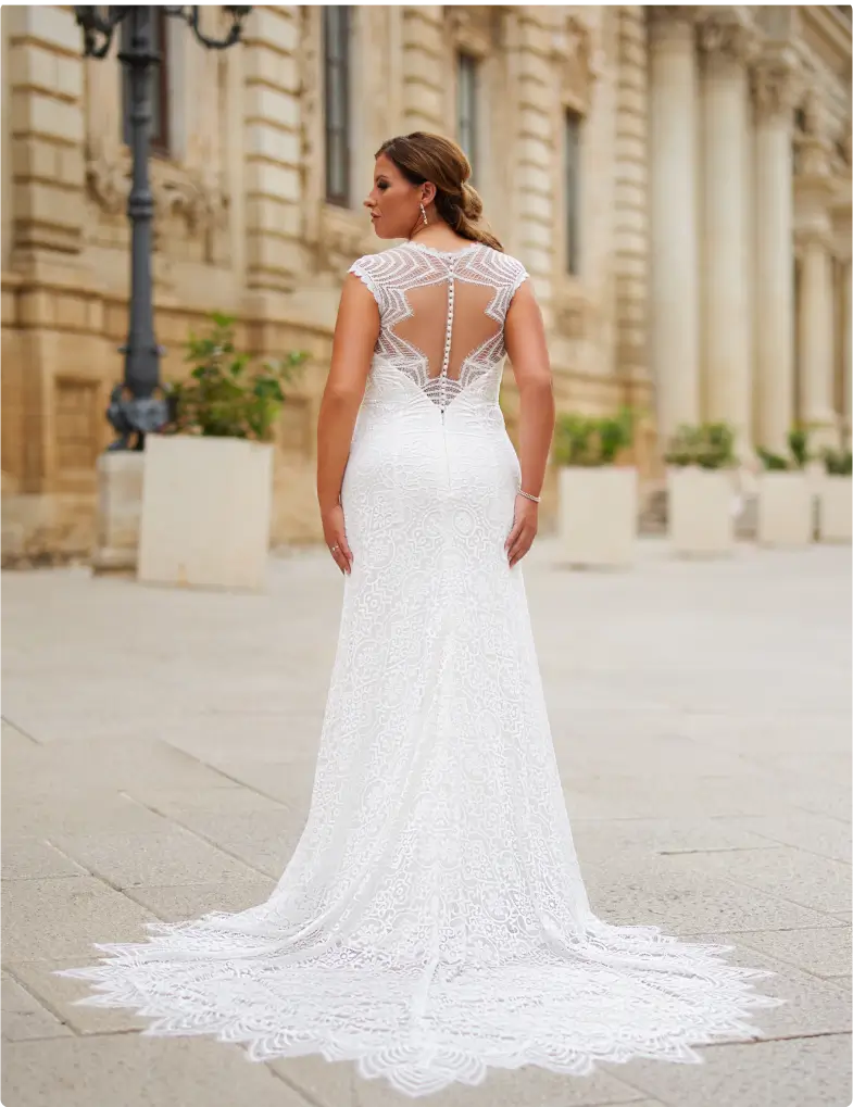 Miss Emily Plus Size bruidsjurk - plus-005