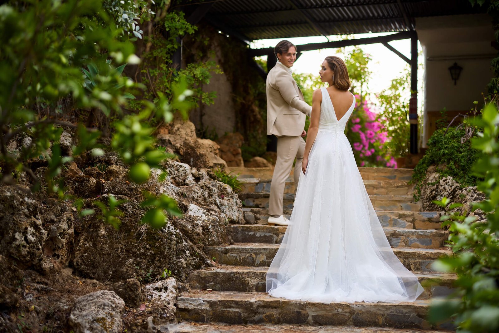 Made to love bruidsjurk - MTL 26617 back - sRGB (1)