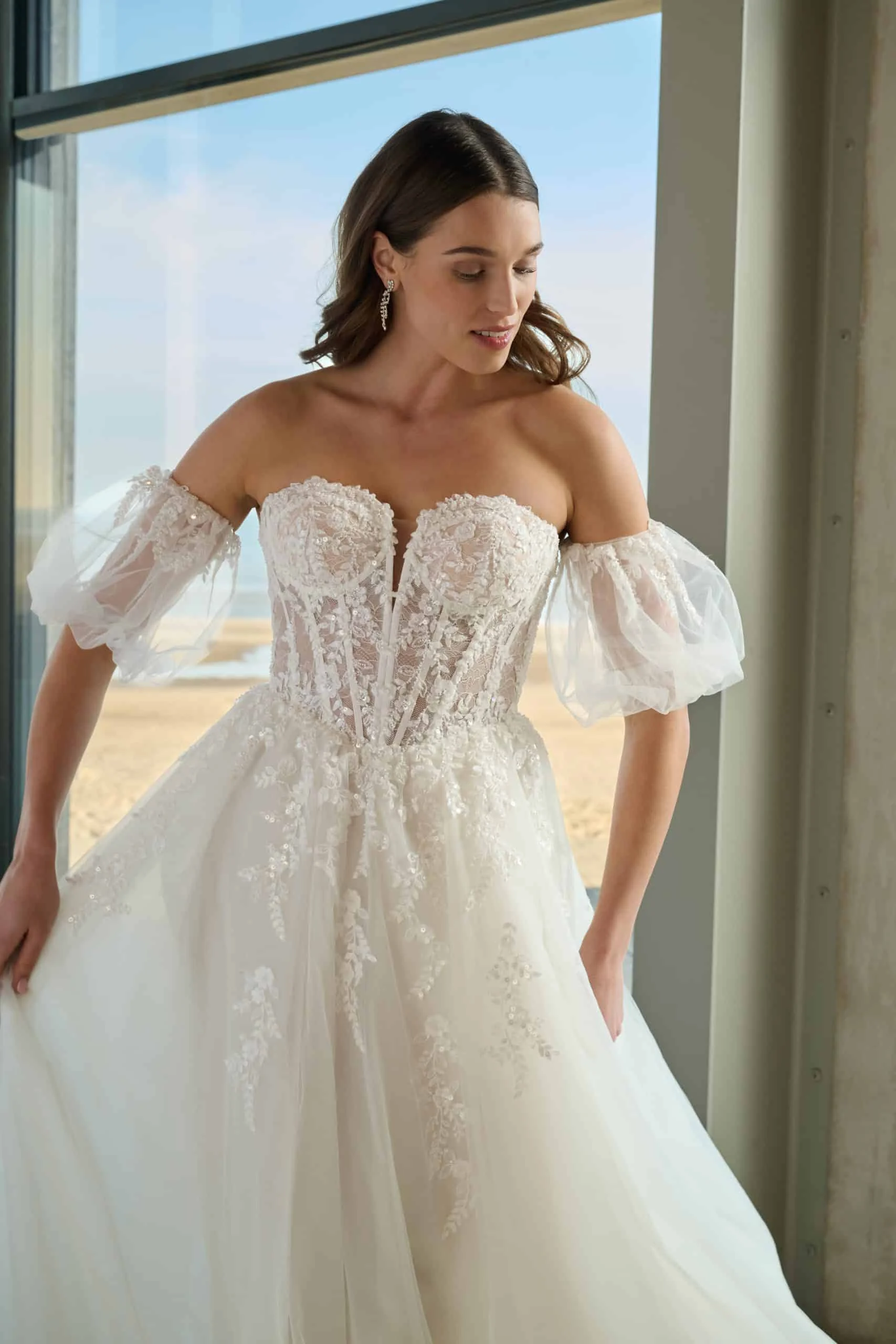 Azuree Bridal Fame – detail van het lijfje en de halslijn